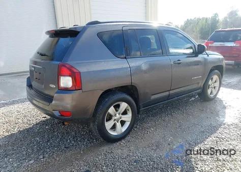 2016 Jeep Compass Latitude из США, поврежденный, VIN 1C4NJDEB6GD692384